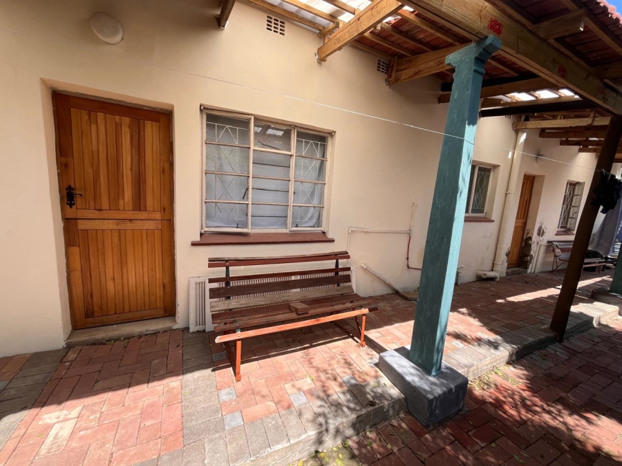 5 Bedroom Property for Sale in Cambridge Eastern Cape